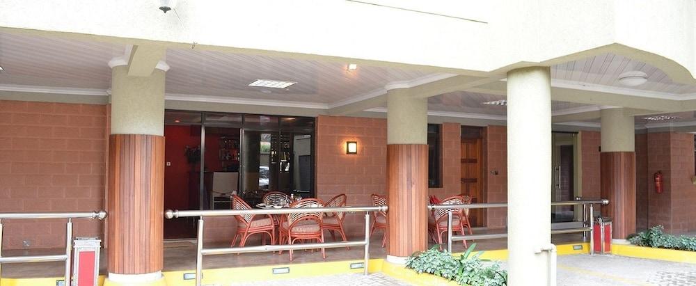Fahari Palace Serviced Apartments Nairobi Esterno foto