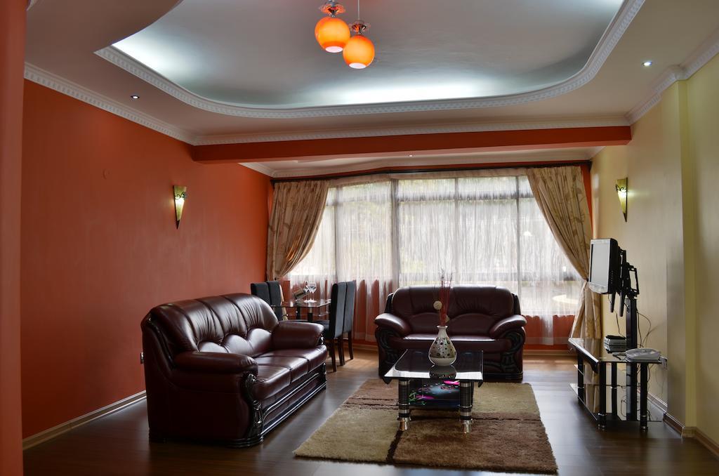 Fahari Palace Serviced Apartments Nairobi Esterno foto