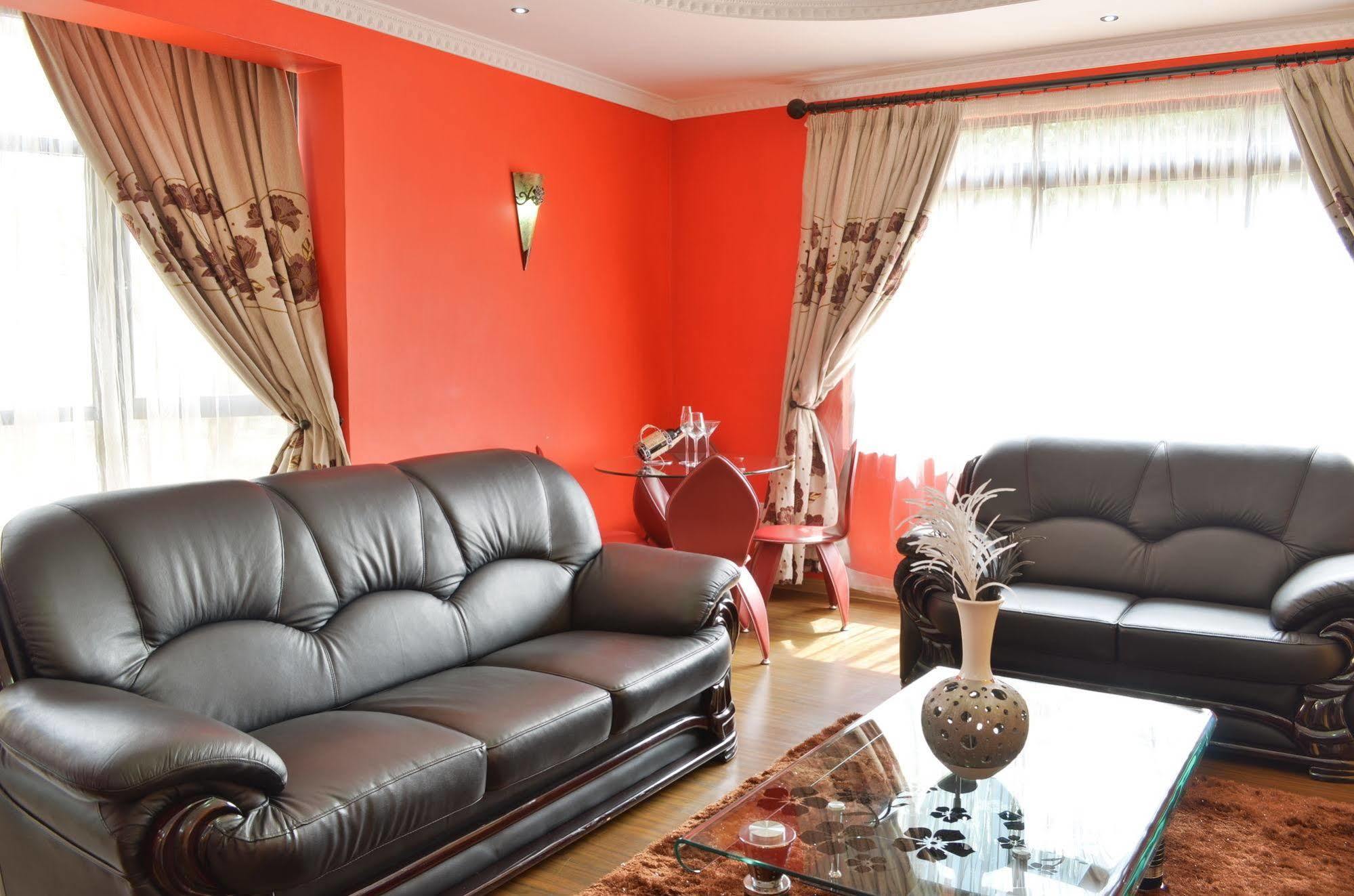 Fahari Palace Serviced Apartments Nairobi Esterno foto